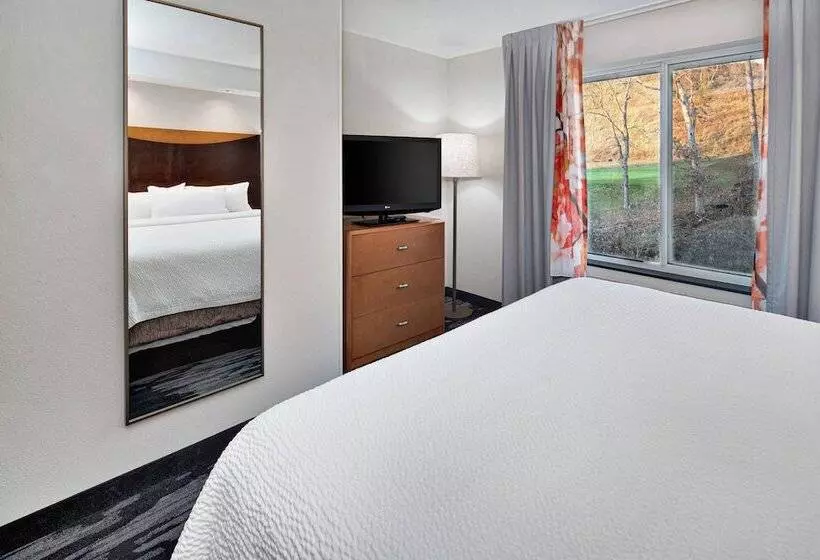 Отель Fairfield Inn & Suites By Marriott Marietta