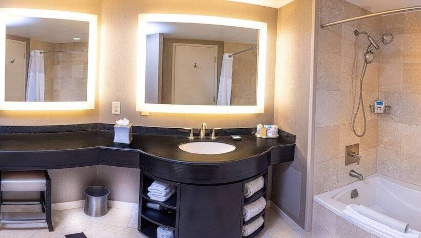 فندق Grand Pequot Tower At Foxwoods