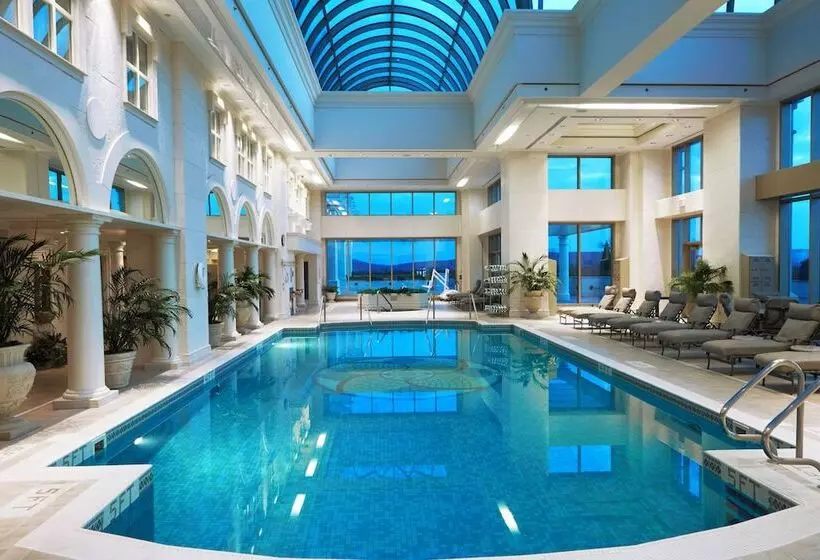 Отель Grand Pequot Tower At Foxwoods