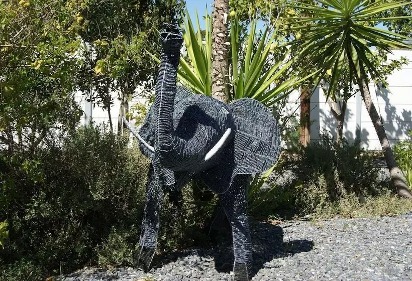 فندق Gubas De Hoek Meet Eat Sleep