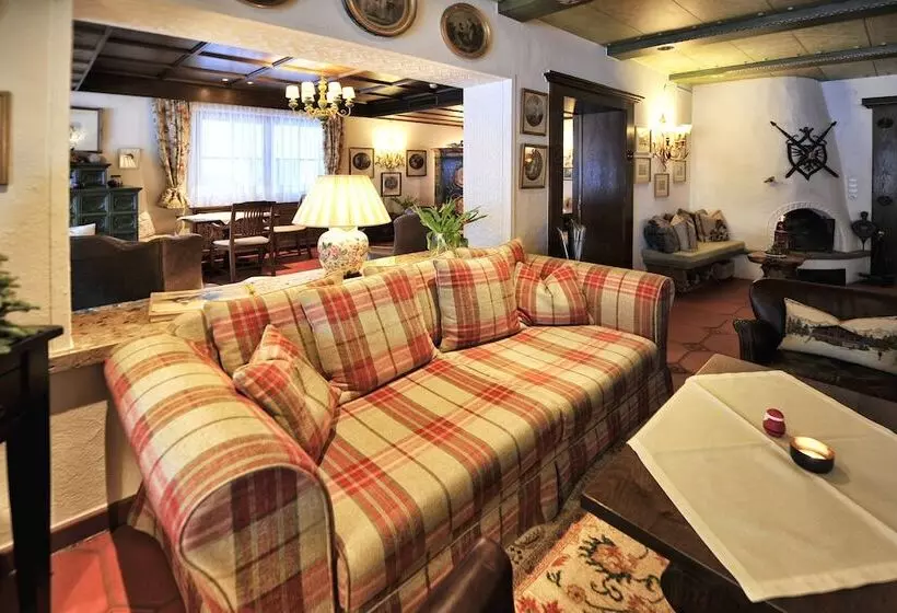 Отель Haldenhof