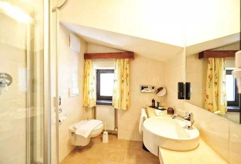 Отель Haldenhof