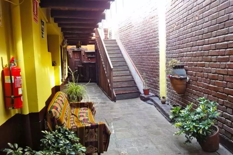 Orquidea Real Hostal