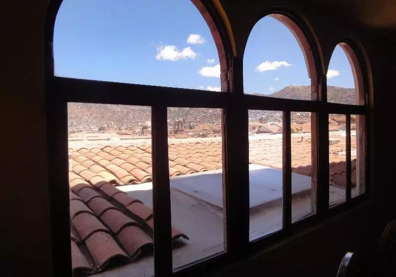 Orquidea Real Hostal