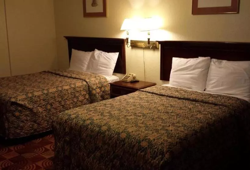 ホテル Red Carpet Inn & Suites New Cumberland
