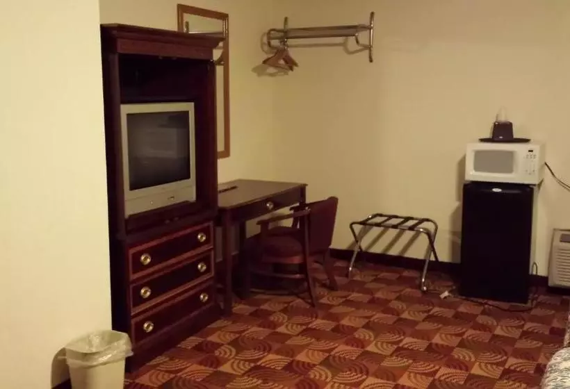 ホテル Red Carpet Inn & Suites New Cumberland