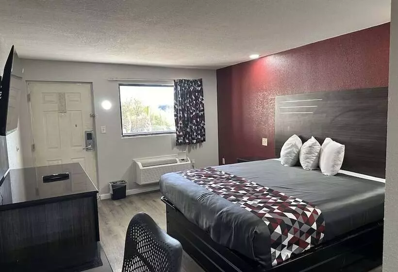 Отель Rodeway Inn