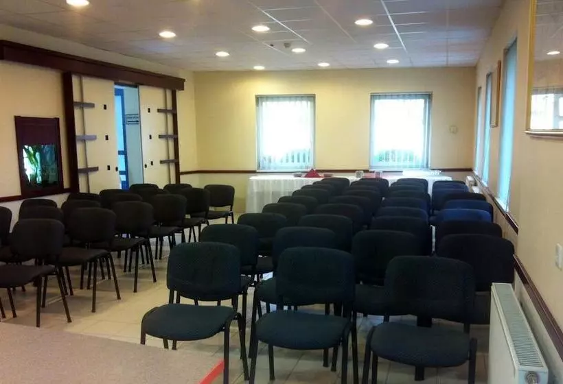 בית מלון כפרי Tisza Alfa