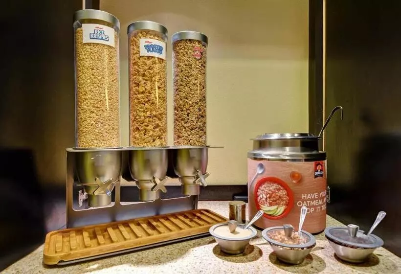 Отель Towneplace Suites By Marriott Jackson Ridgeland/the Township At Colony Park