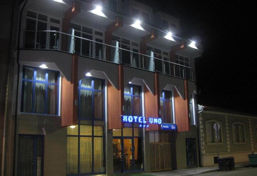 Hotel Uno