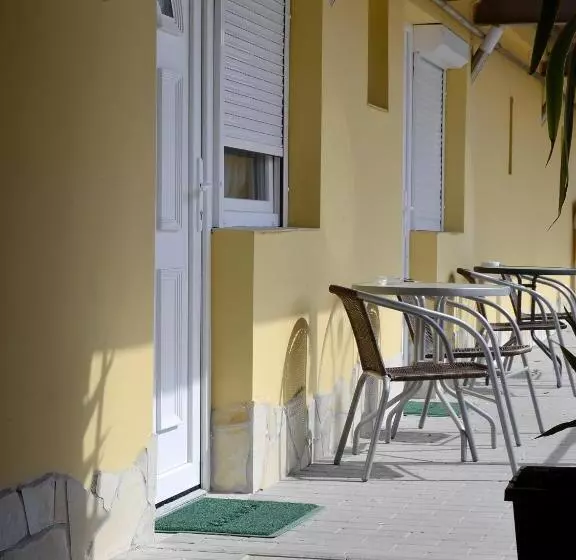 Hotel Zsófia Panzió Pápa