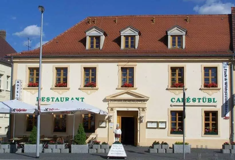 Hotelli Zum Goldenen Löwen