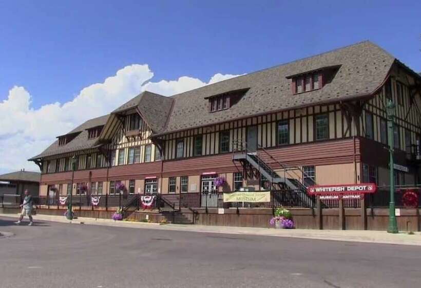 モーテル Apres Whitefish