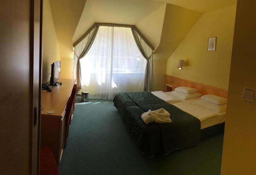 Hotel Park Na Baracke