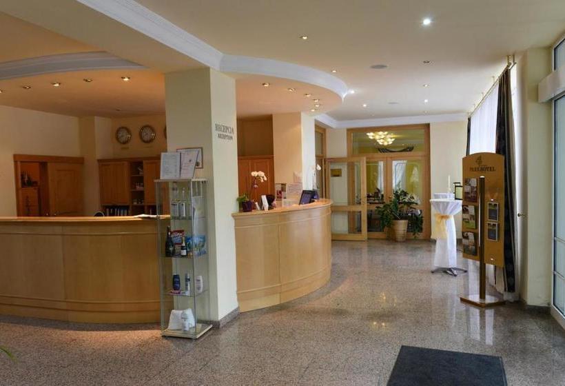 Hotel Park Na Baracke