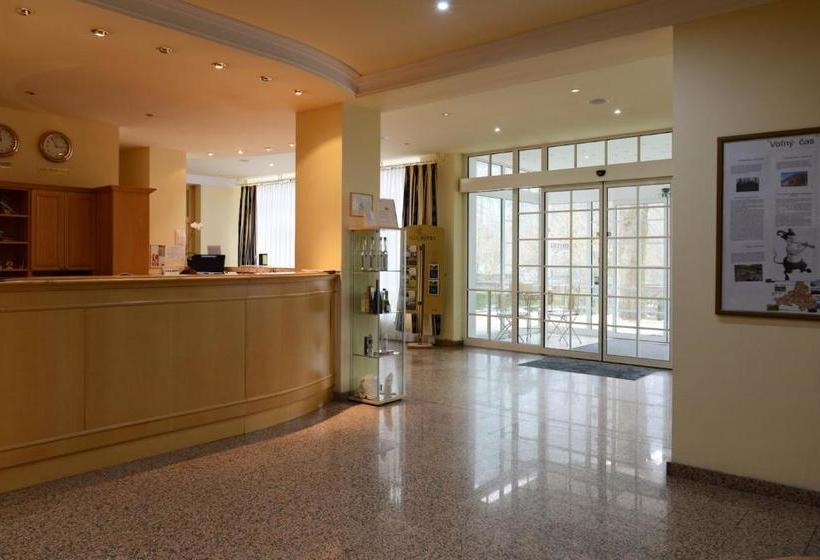 Hotel Park Na Baracke