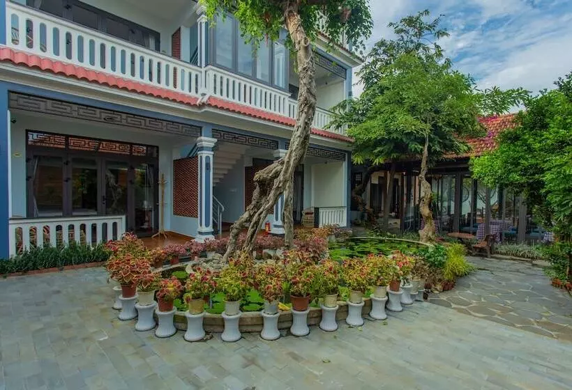 استراحتگاه Betel Garden Villa