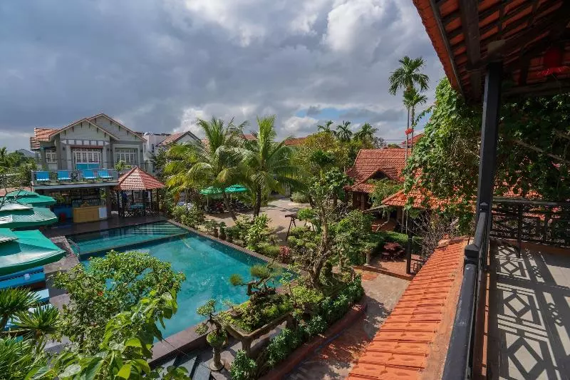 استراحتگاه Betel Garden Villa