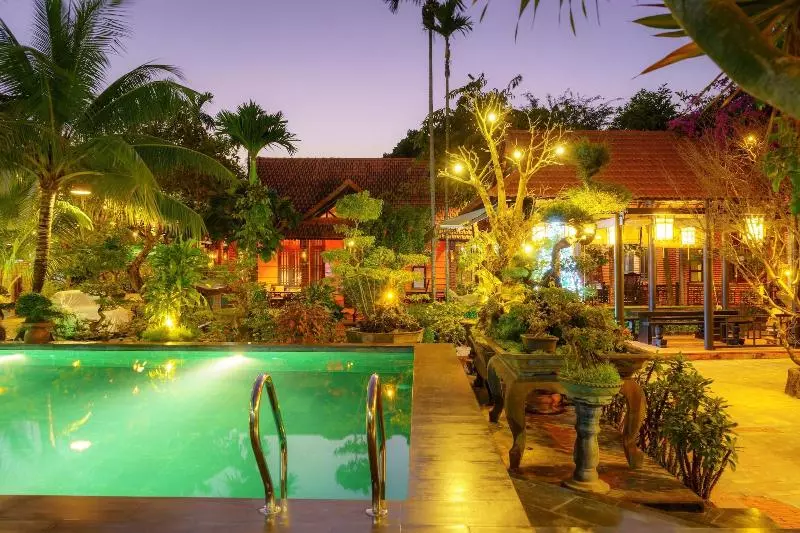 استراحتگاه Betel Garden Villa