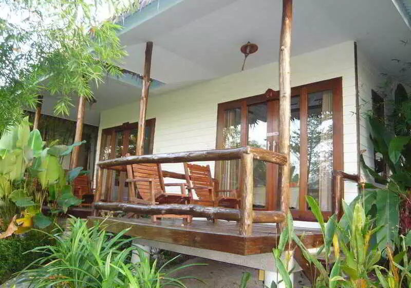 استراحتگاه Loyfa Betterlife Retreats Hostel