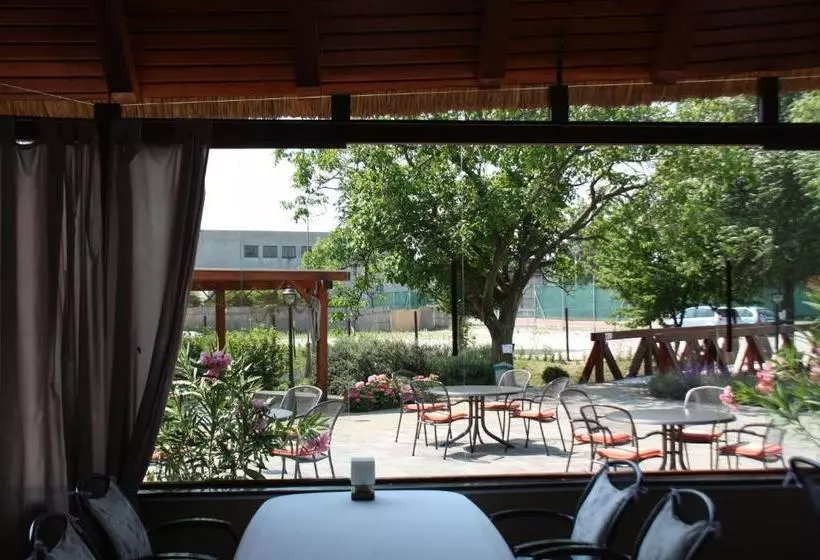 פנסיון Penzión Eko Park Piešťany