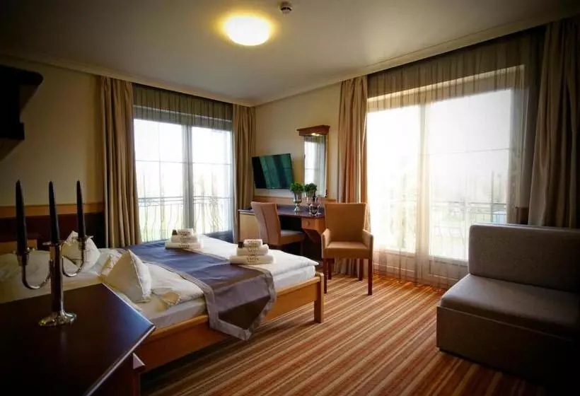 Xavin Wellness Hotel & Restaurant