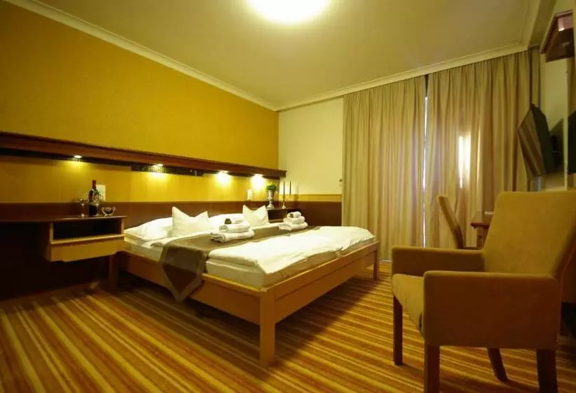 Xavin Wellness Hotel & Restaurant