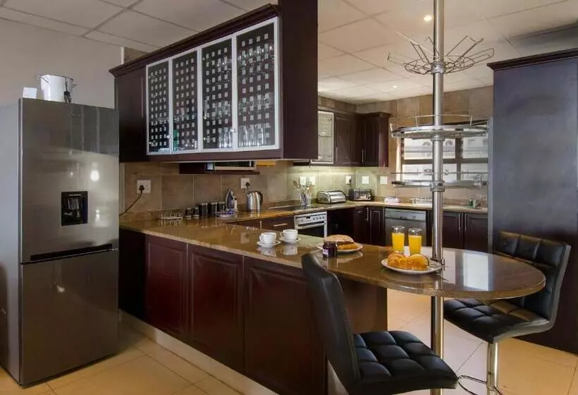 Club Mykonos Umdloti  Sea Views 2bed 2bath  2pools