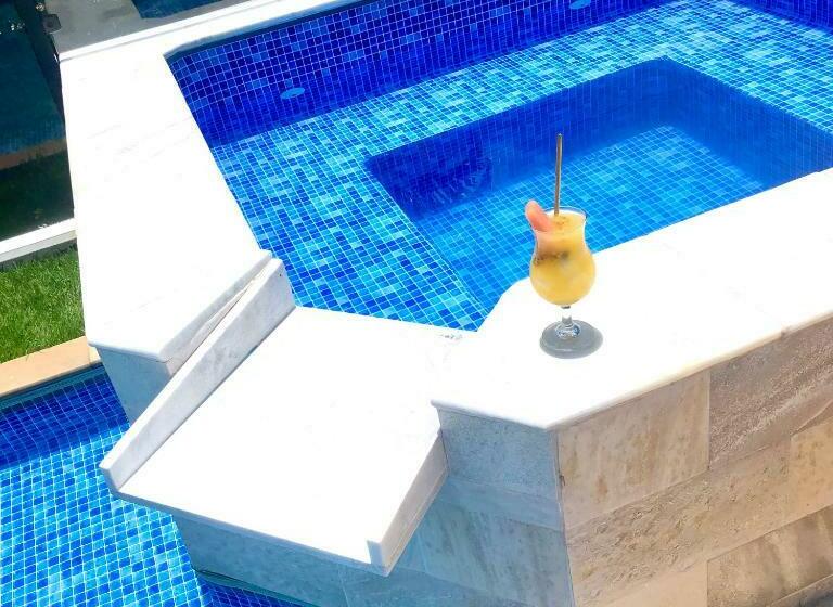 Chacara Tha&thi Cond Fechado Wi Fi Spa E Pisc Aquececimento Solar