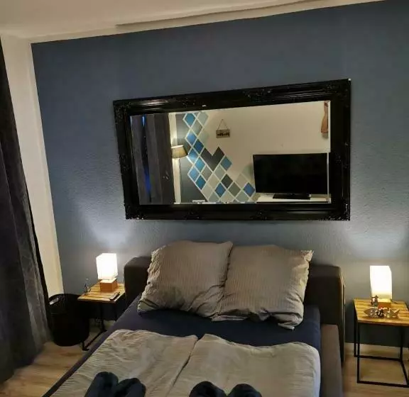 Liebevoll Eingerichtete Ferienwohnung   Zentrale Lage   Netflix & Paytv