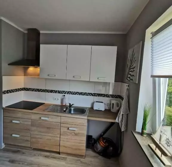 Liebevoll Eingerichtete Ferienwohnung   Zentrale Lage   Netflix & Paytv