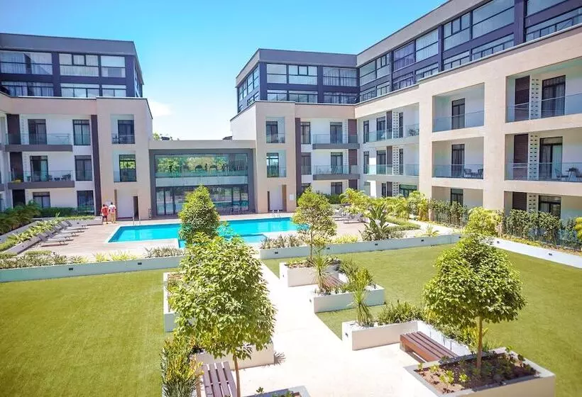 Embassy Gardens Premier Home