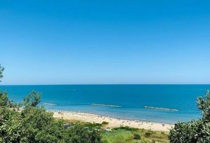 Abruzzodamare Amazing Apartments With Romantic Sea View