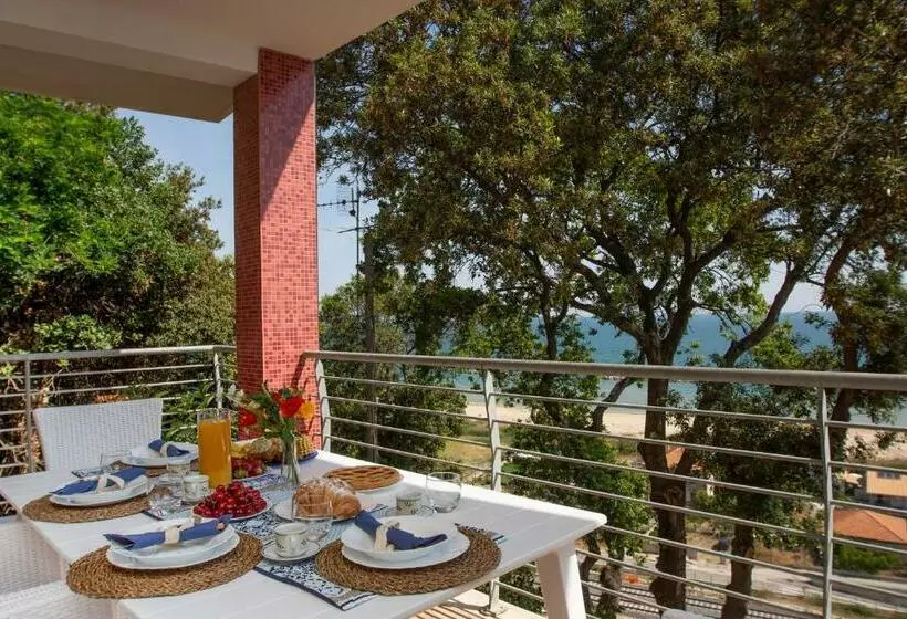 Abruzzodamare Amazing Apartments With Romantic Sea View