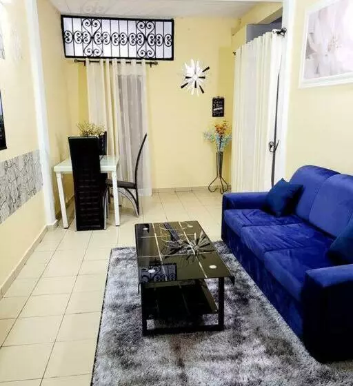 Appartement Adorable, Discret Et Tranquille