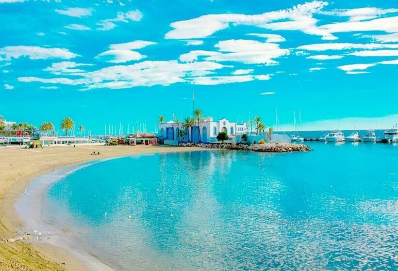 Precioso Apartamento En Marbella Al Lado Del Mar
