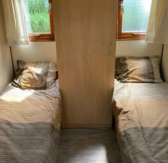 Luxe Chalet De Merel