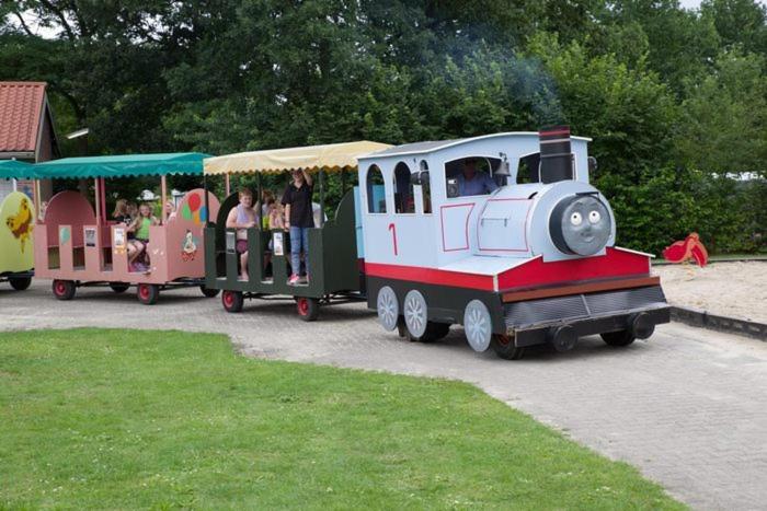 Luxe Chalet De Merel