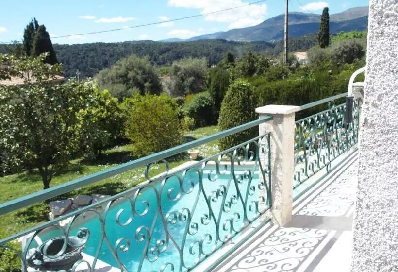 Très Jolie Villa à Vence