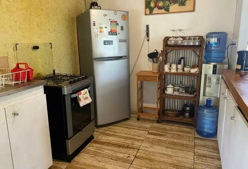 Casa Familiar En Sector Residencial Hare Toke