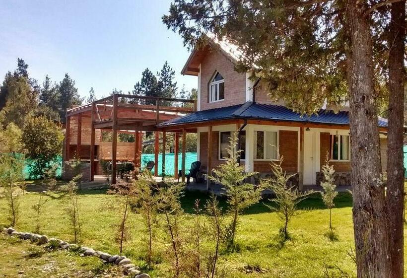 Golden House   Chalet De Montaña