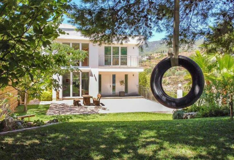 Luxury Villa Sun And Breeze   Salt Water Pool And Bbq