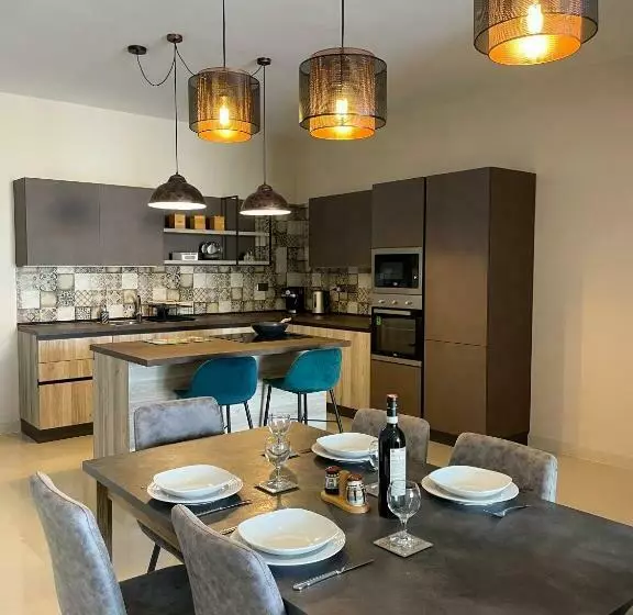 Sea View Apartment In Marsalforn