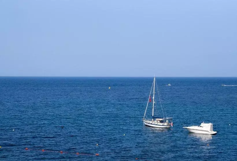 Sea View Apartment In Marsalforn