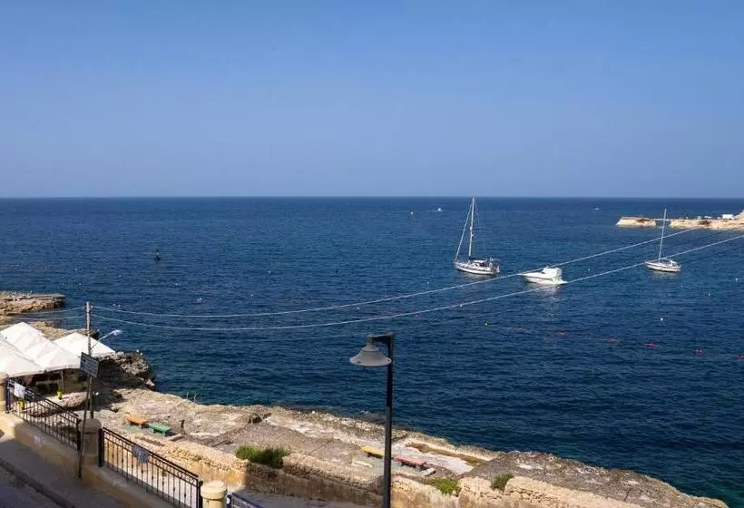 Sea View Apartment In Marsalforn