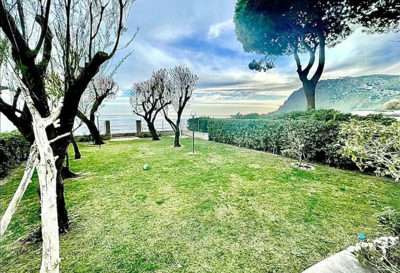 Villa Sulla Spiaggia X6 Con Giardino E Posti Auto