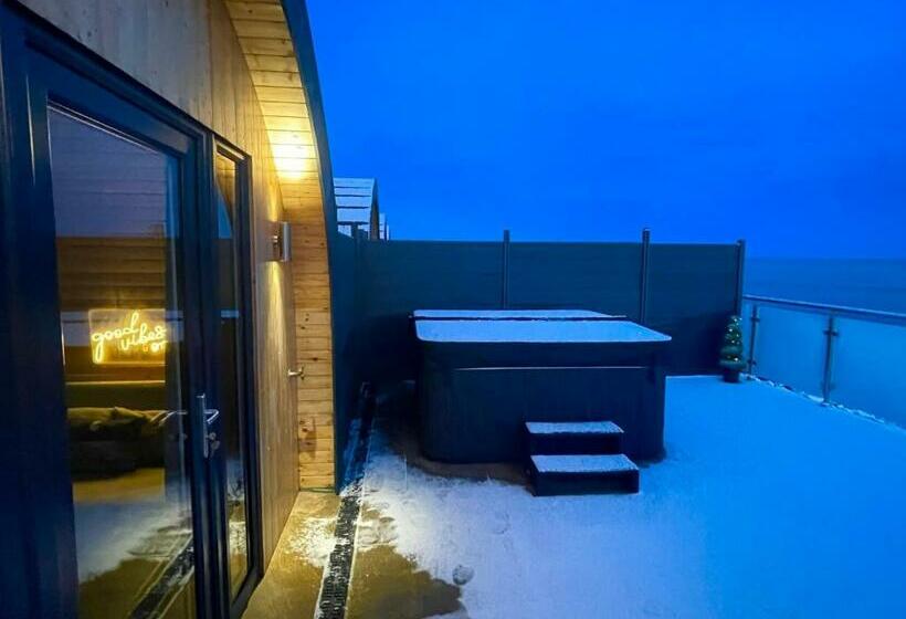 4 Sinclair Bay Lodges