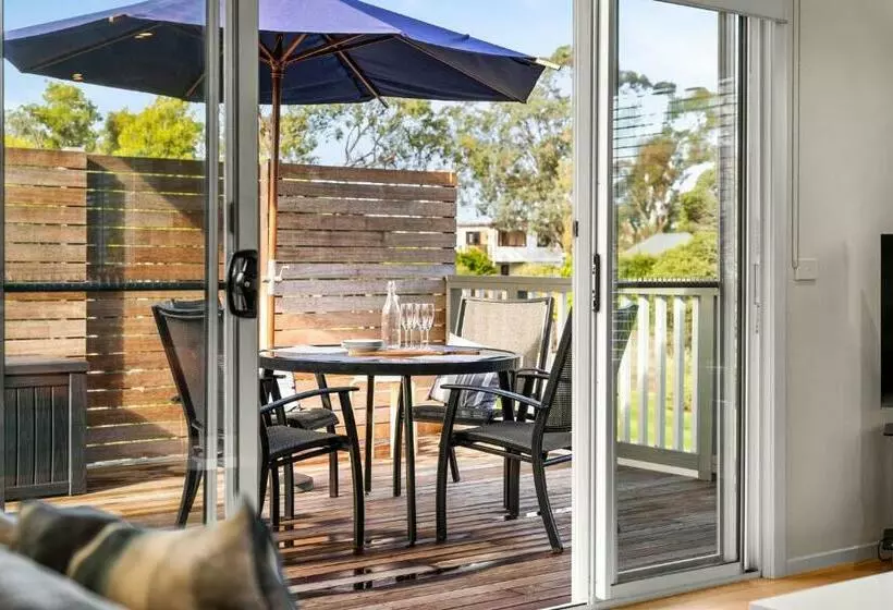 Amongst The Palms Inverloch