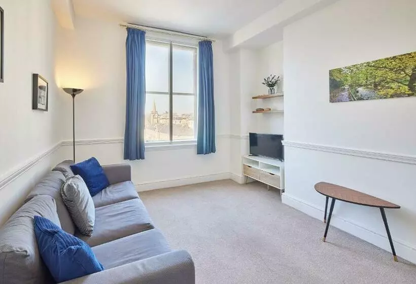 Host & Stay   Apartment 19 @ The Zetland