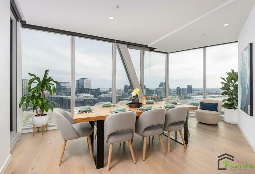 Irresistible 3br2ba Apt West Side Place